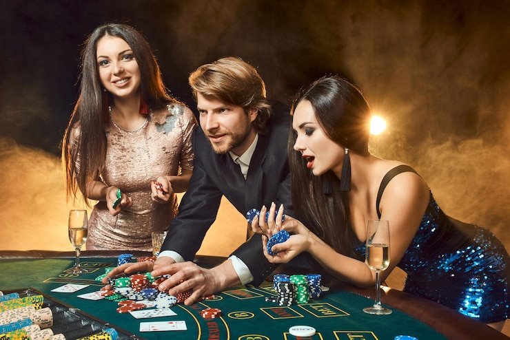 mpo8899 login app interface showing slot games and live-dealer tables on mobile screen